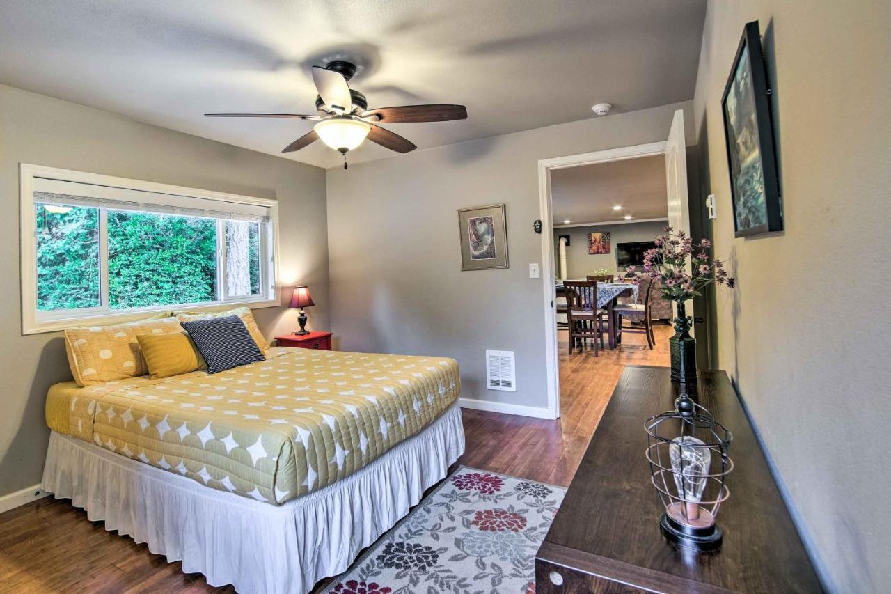 Coos Bay Retreat Less Than 2 Mi To Marina And Casino! Екстер'єр фото