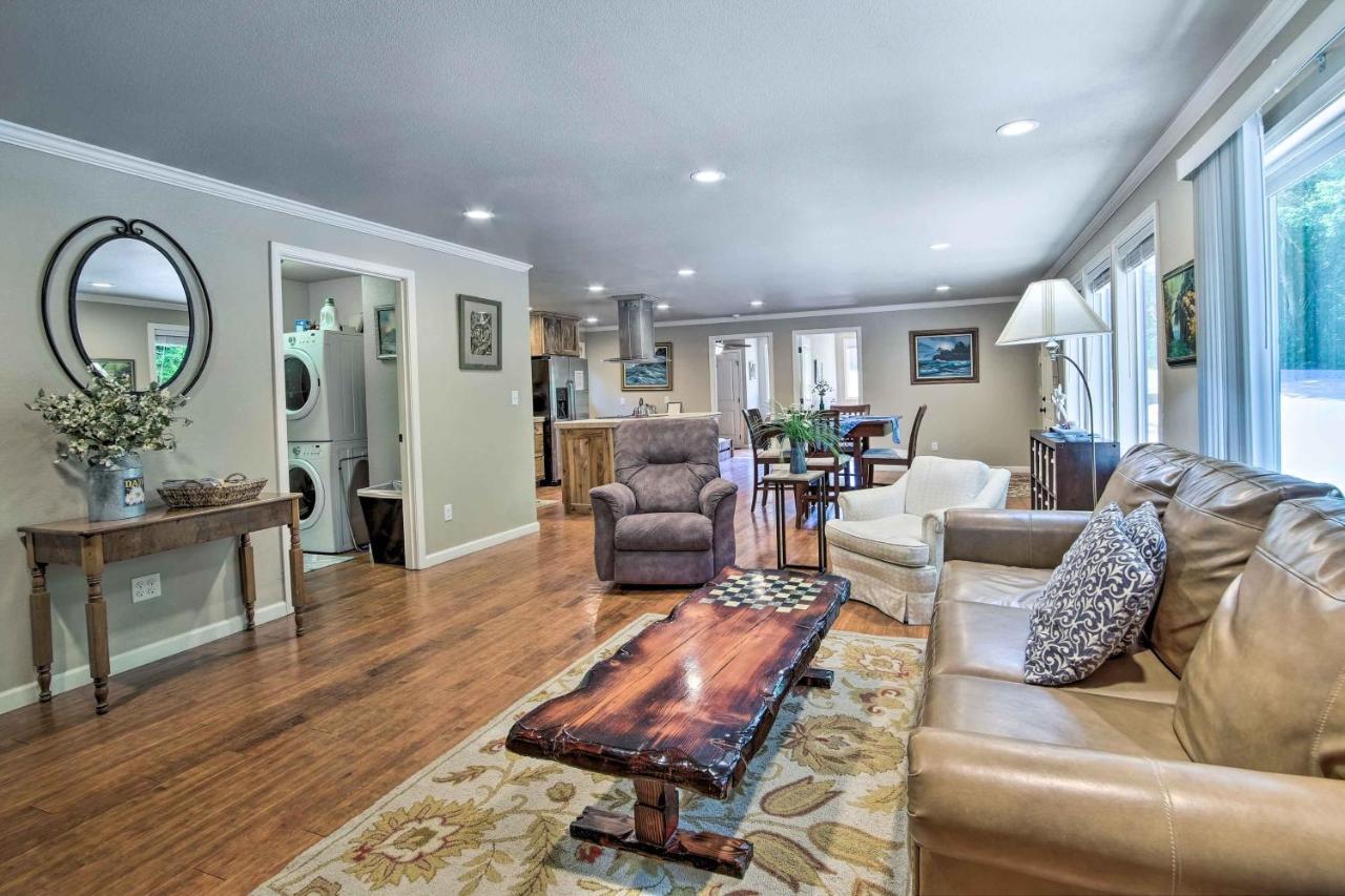 Coos Bay Retreat Less Than 2 Mi To Marina And Casino! Екстер'єр фото
